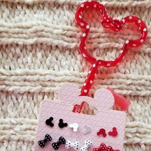 *Disney* Sweet Set of Minnie earrings and pen